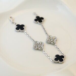 Van Cleef & Arpels bracelet